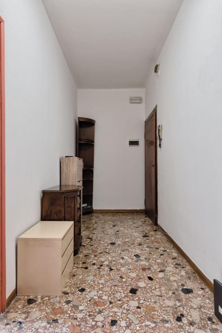 Cozy Best Apartment In City With Free Parking Маргера Экстерьер фото